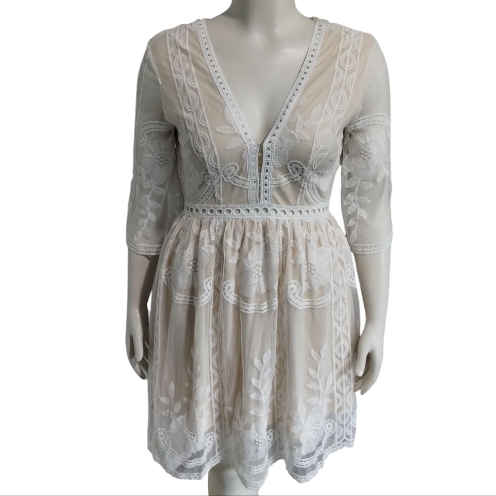 Southern Fried Chics Romantic Embroidered‎ Delicate Whimsy Graduation Dress NWT - Picture 4 of 6